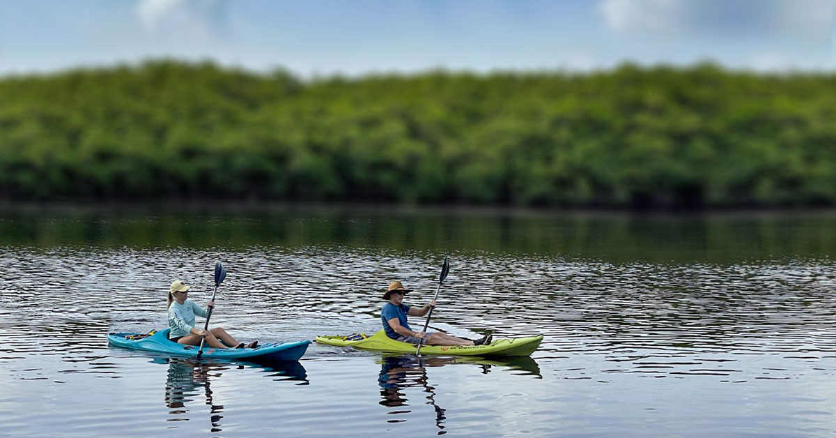 kayakers Jonathan Dickinson State Park